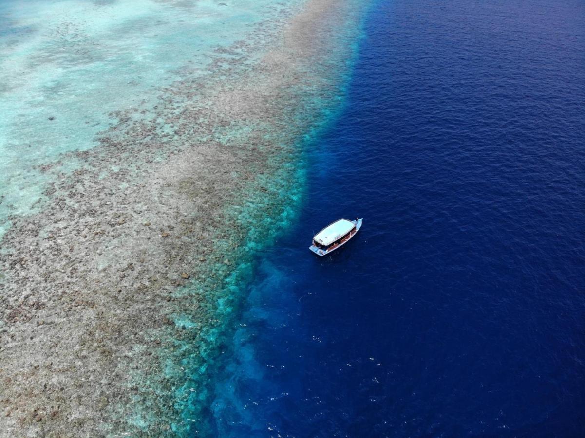 Kiha Beach Dharavandhoo Exterior photo